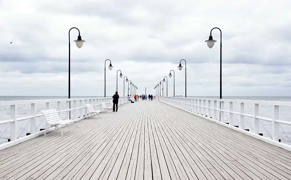 Ponton ou molo de Gdynia sur la plage d'Orlowo - Photo de Barbara Maliszewska - Licence ccbysa 3.0 PL
