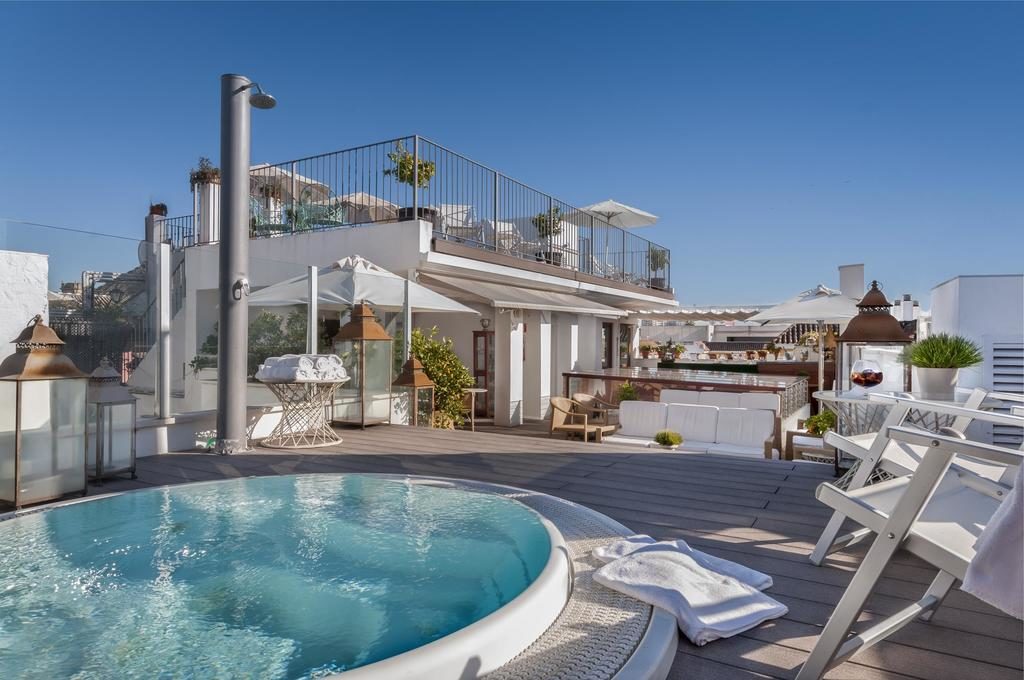 Terrasse, rooftop et jacuzzi de l'Hotel Amadeus & La Musica à Séville.