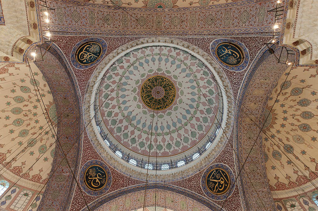 Coupole de la Mosquée Neuve à Istanbul - Photo de H005 - Licence ccbysa 3.0, 2.5, 2.0, 1.0