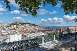 Aéroport de Lisbonne : Rejoindre le centre ville facilement !