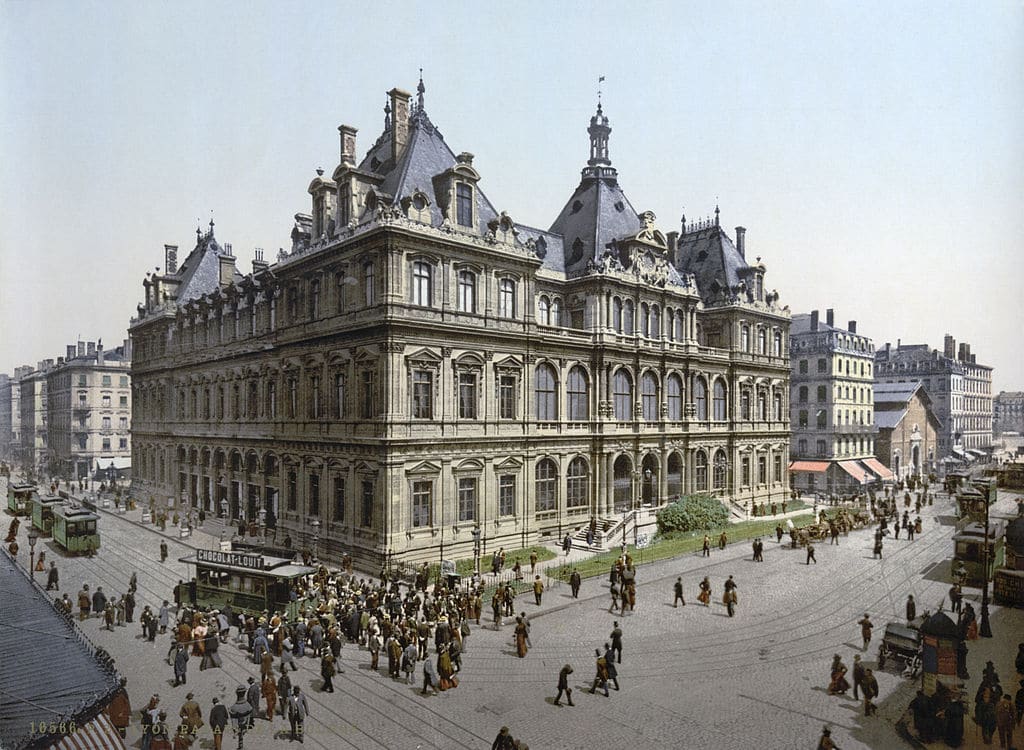 Bourse de Lyon sur la Presqu'île de Lyon en 1900.