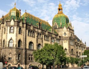 Musée d’art decoratif à Budapest : En rénovation !