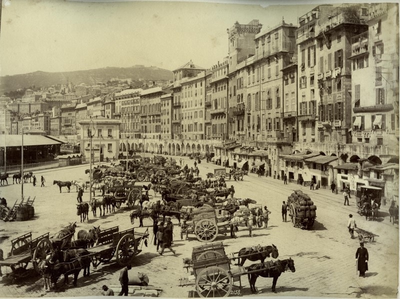 Lire la suite à propos de l’article Images anciennes de Gênes : Voyage dans le temps avec Alfred Noack