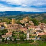Road trip au nord de Lyon: 6 jours de villages, lacs et chateaux