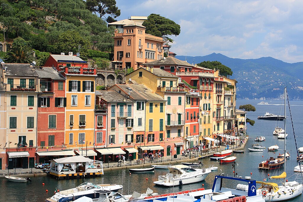 Vue sur les maisons colorées de Portofino près de Gènes. Photo de Christine Zenino