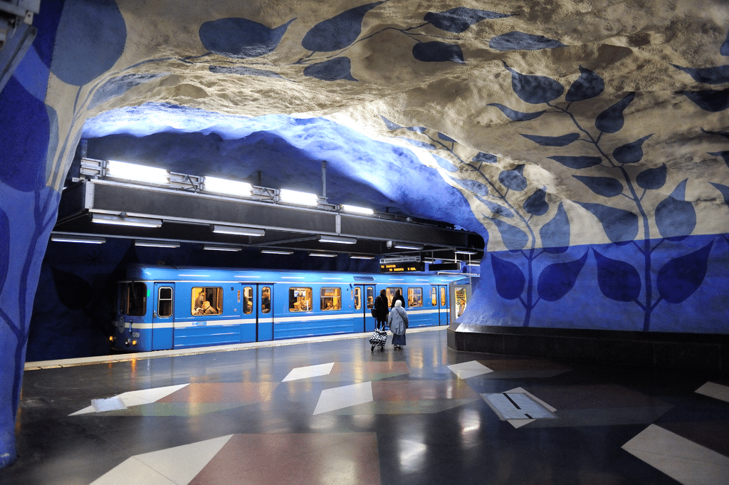 Art végétal dans le métro de Stockholm à la station T-Centralen - Photo de Tim Adams