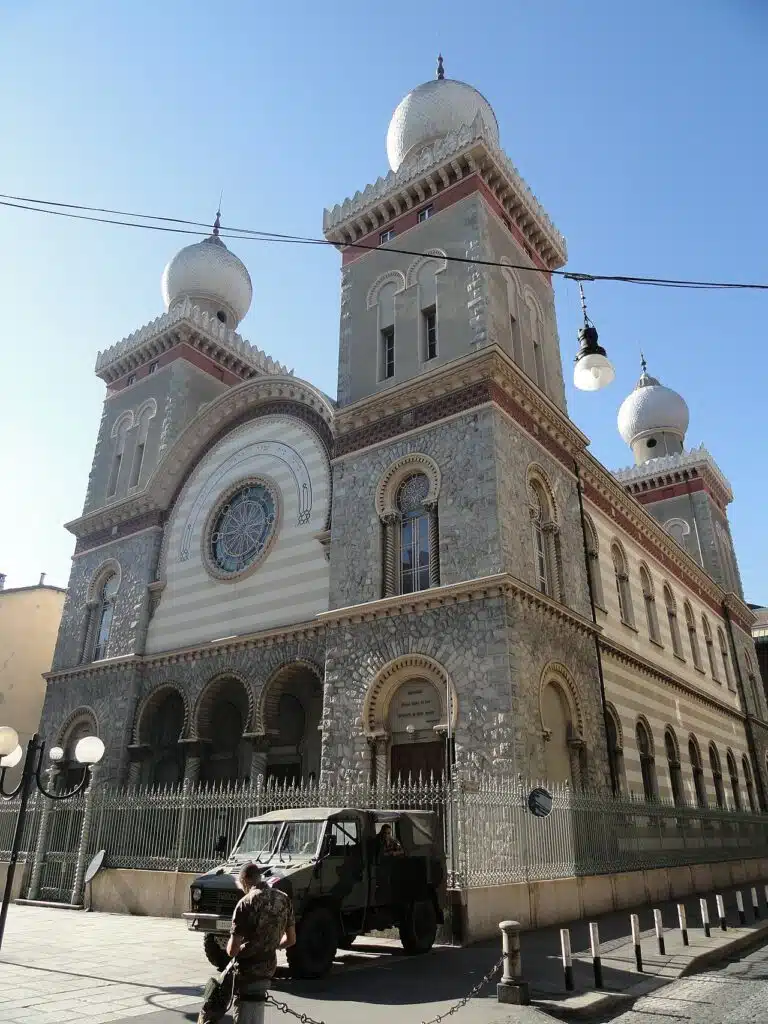 Synagogue de Turin dans le quartier San Salvario. Photo de FLLL
