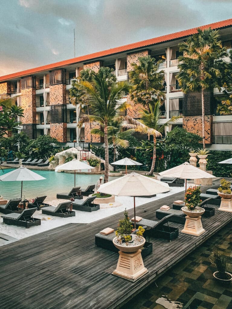 All inclusive : Conseils et Tendances en 2025. Photo de Rakabtw - Unsplash