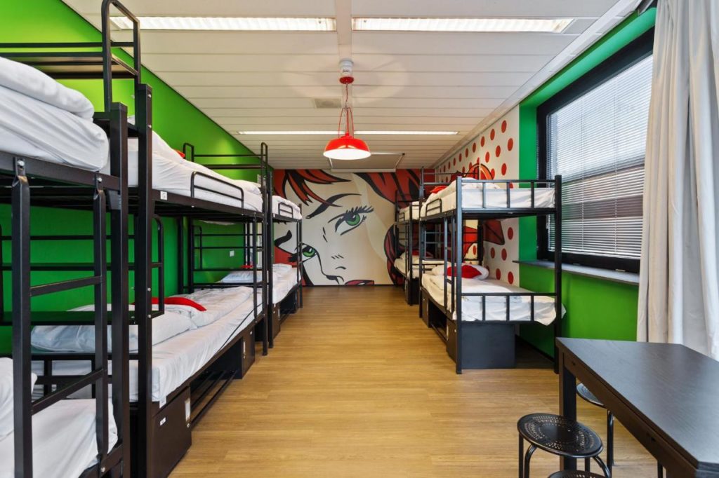 Hostelle à Amsterdam, auberge de jeunesse pour les femmes uniquement .