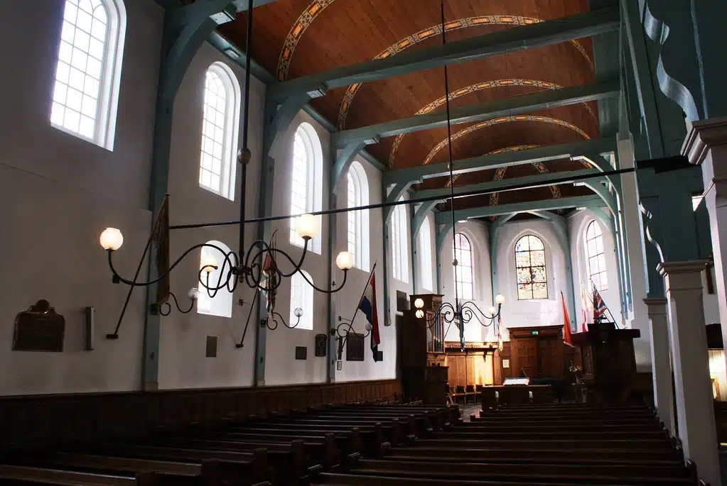 > A l'intérieur de l'église de culte anglican du Beguinage à Amsterdam.