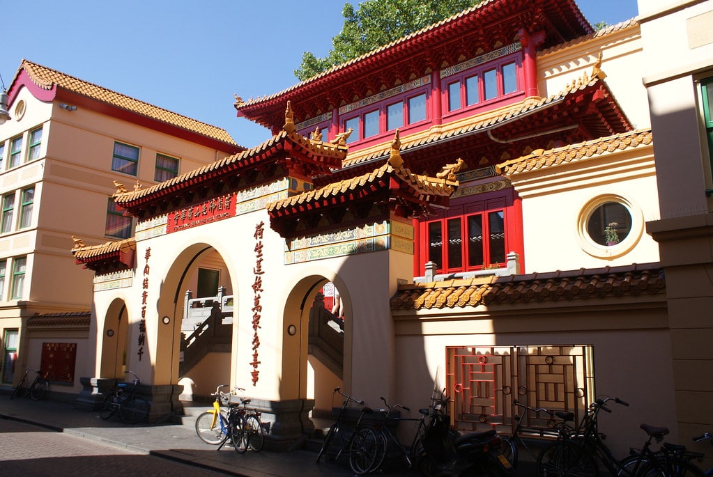 Temple bouddhiste dans le quartier de Chinatown à Amsterdam.