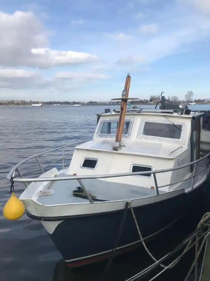 City Sailing : la nuit sur un petit bateau à Amsterdam.