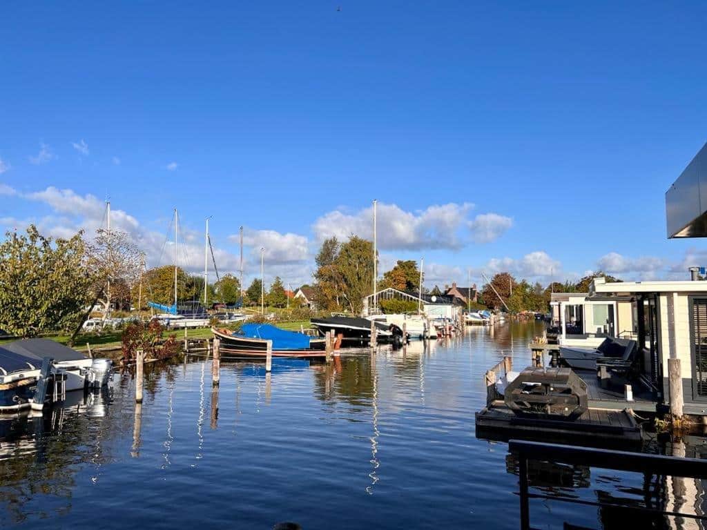 Quiet Waterloft : Loft flottant à proximité d'Amsterdam.