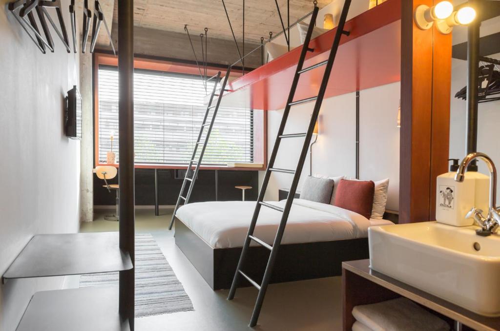 Volkshotel Amsterdam, hotel insolite à Amsterdam.