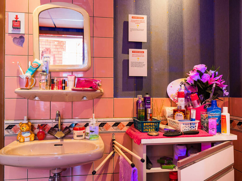 Dans le musée de la prostitution Red light secrets.