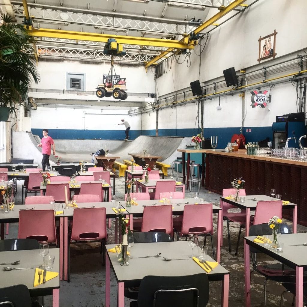 Skate café à Amsterdam.