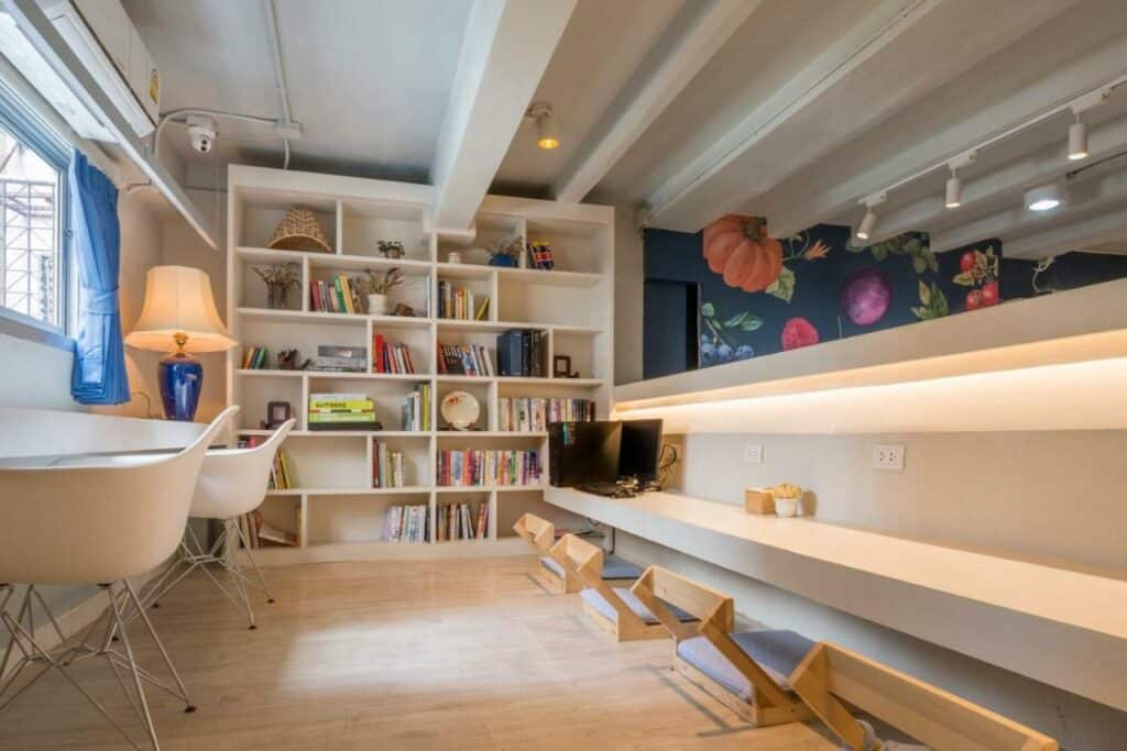 Auberge de jeunesse Kinnon Hostel à Bangkok.