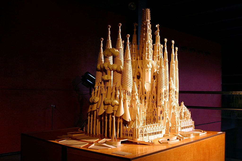 Maquette de la Basilique de la Sagrada Familia à Barcelone dans le musée d'histoire de Catalogne - Photo de José Luiz Bernardes Ribeiro