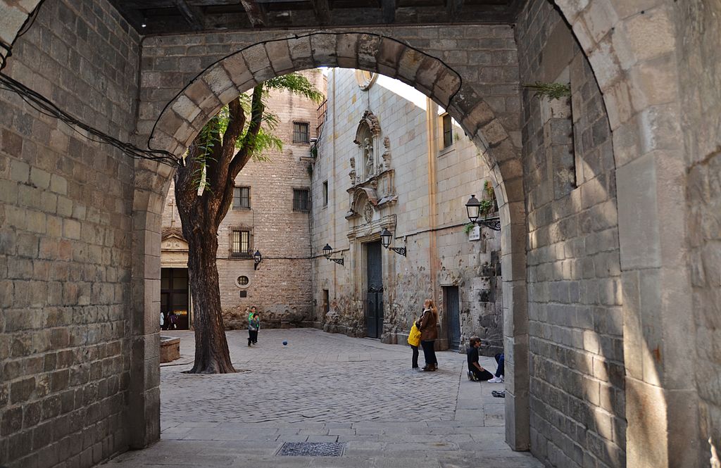 Place Sant Felip Neri dans le quartier du Gotico à Barcelone - Photo de Maria Rosa Ferre