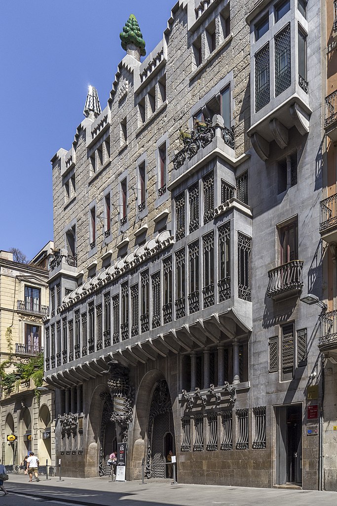 Palau Güell d'Antoni Gaudi dans le quartier du Raval à Barcelone - Photo de Thomas Ledl