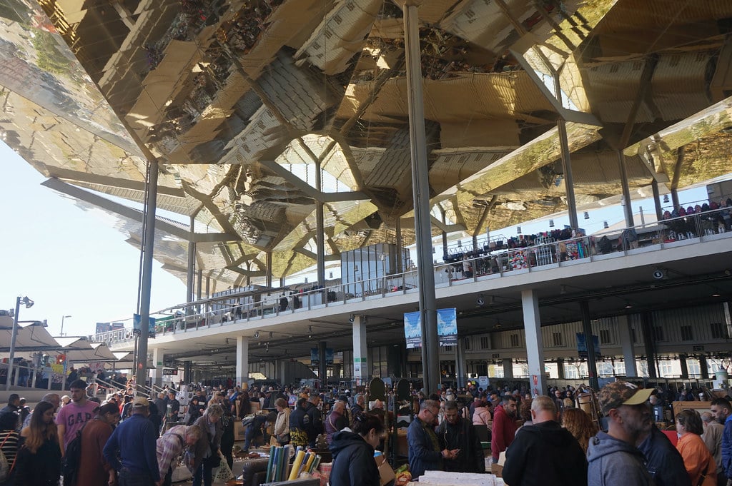 Lire la suite à propos de l’article Marché aux puces de Glories à Barcelone : Au RDV des bonnes affaires