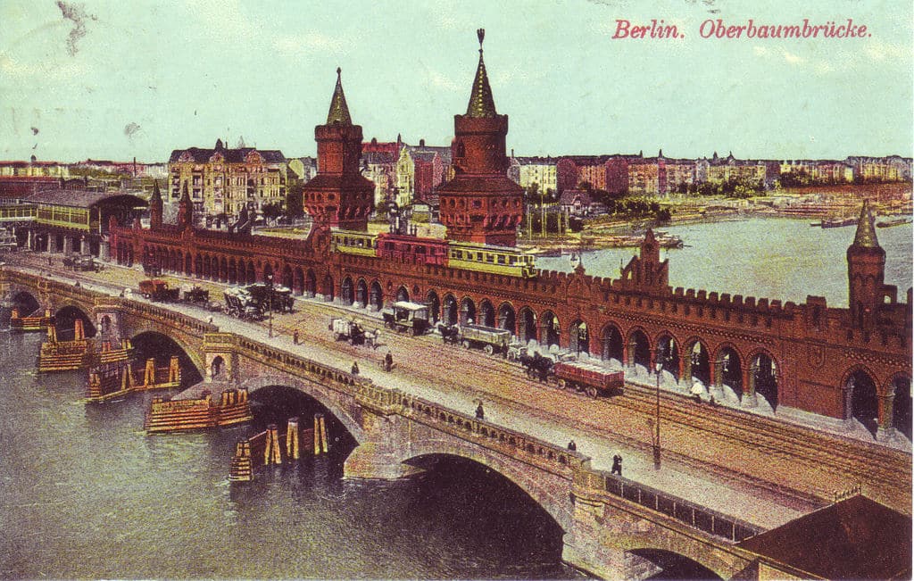Le pont entre Friedrichshain et Kreuzberg à Berlin en 1900.