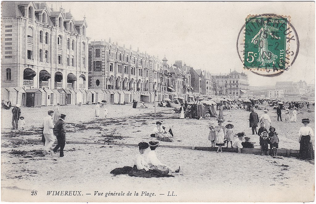 Pour le côté retro : la plage Wimereux à 5 km au nord de Bologne en 1909.