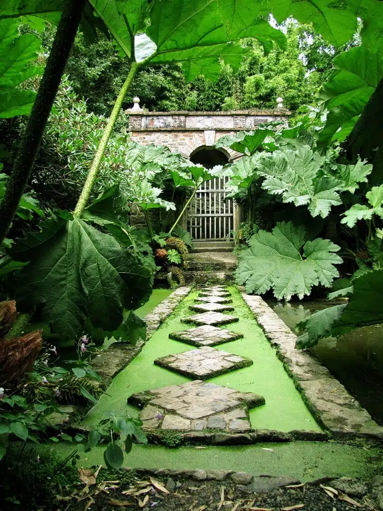 Grotte italienne du jardin Kerdalo en Bretagne - Photod e Basilius - Licence ccbysa 3.0, 2.5, 2.0, 1.0