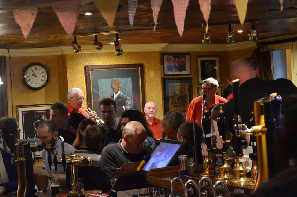 Jazz tous les soirs de la semaine au Old Duke dans la Vieille Ville.