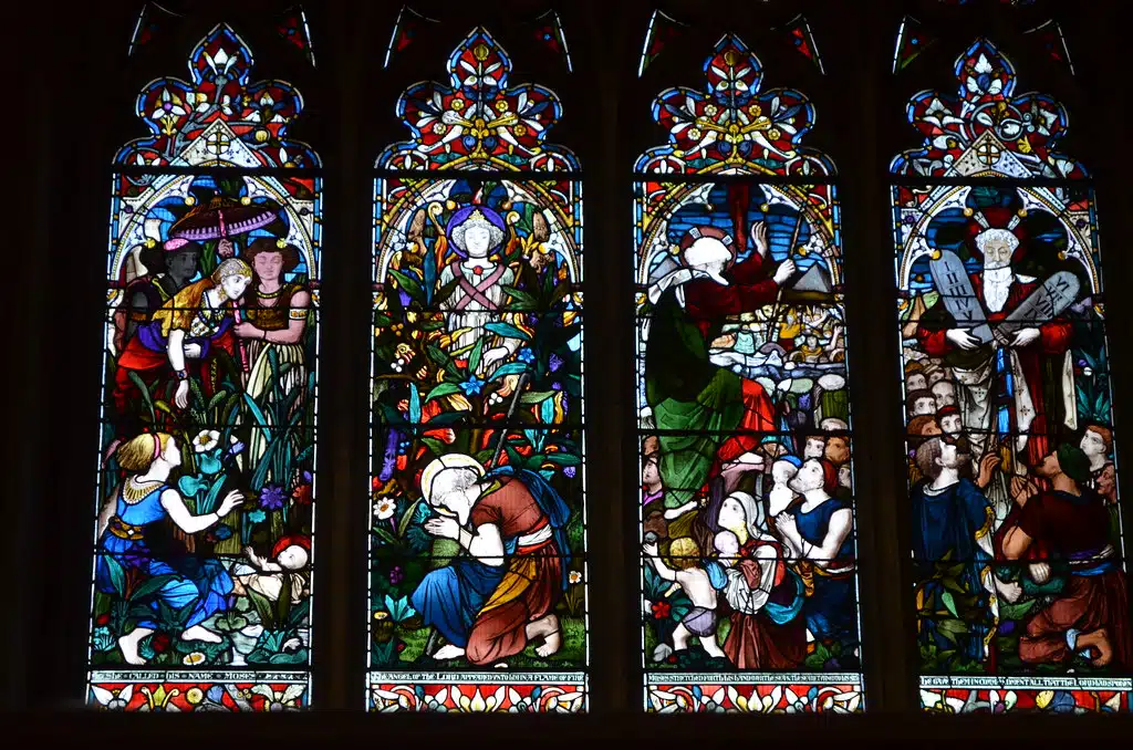 Vitraux victoriens de l’église Saint Mary Redcliffe.