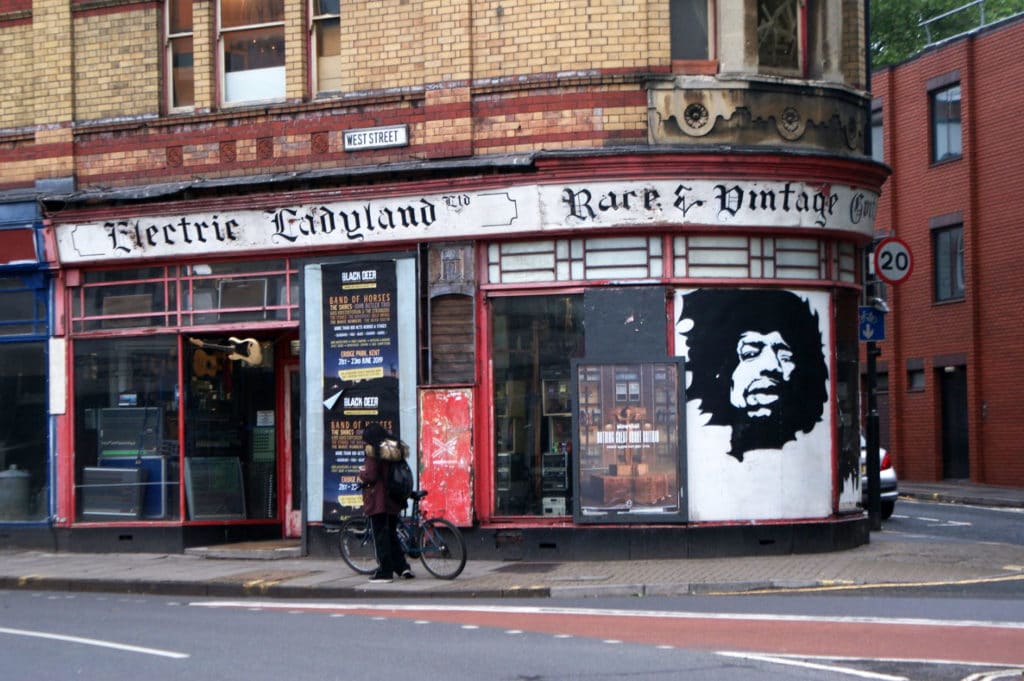 Magasin de musique Electric Ladyland à Bristol.