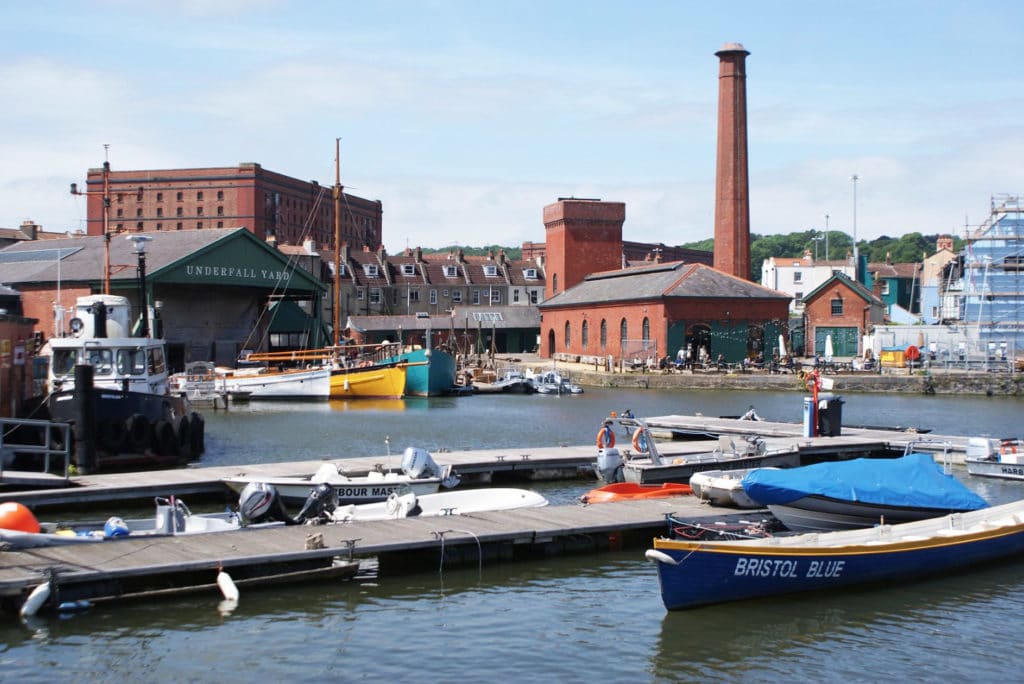 Vue sur un bout du port flottant de Bristol.