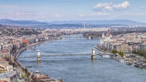 Croisières sur le Danube à Budapest : De nuit, avec apéro ou repas…