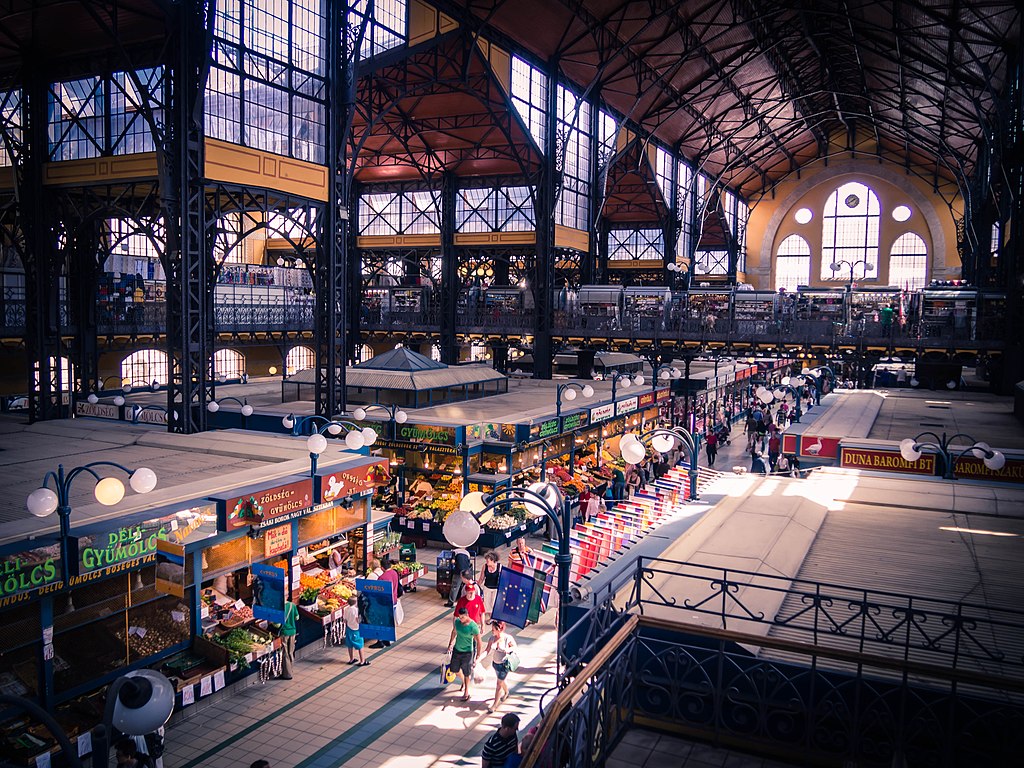 Dans le Grand Marché de Budapest - Photo de  Randy -Connolly - Licence ccbysa 2.0