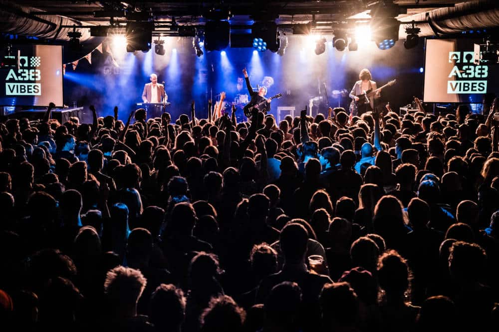 Péniche salle de concert A38 à Budapest.