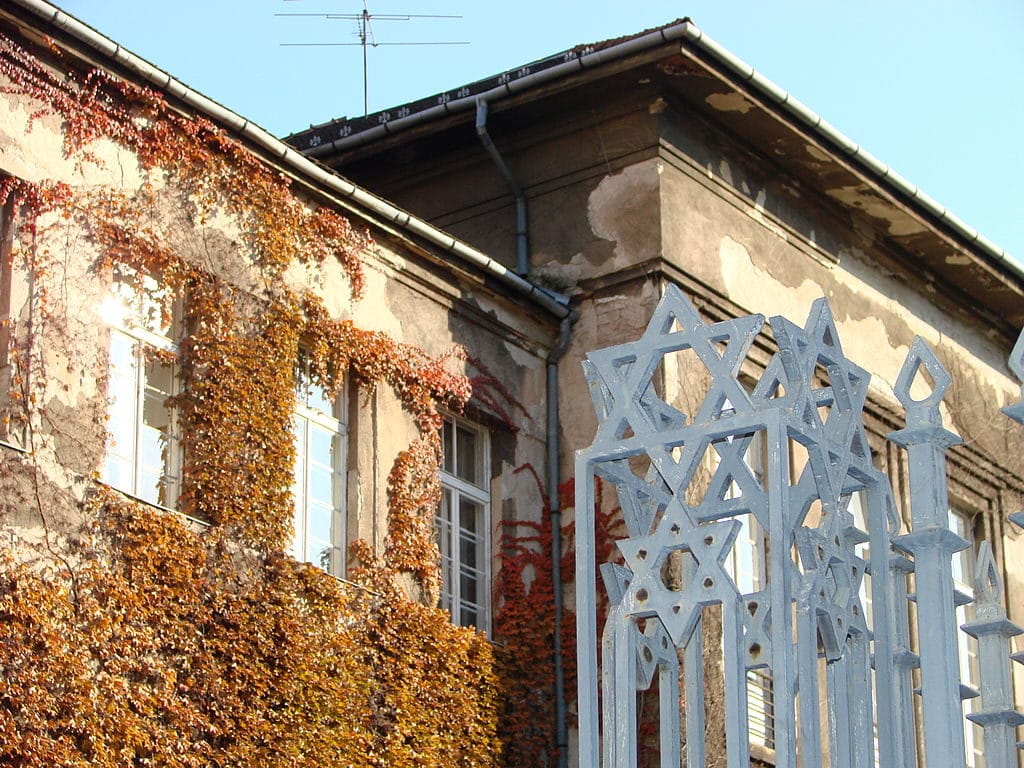 Croix de David sur la Grande Synagogue de Budapest - Photo d'Adam Jones, Ph.D.
