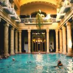 Bains Gellert de Budapest : Thermes les plus luxueux de Hongrie / rénovation en cours