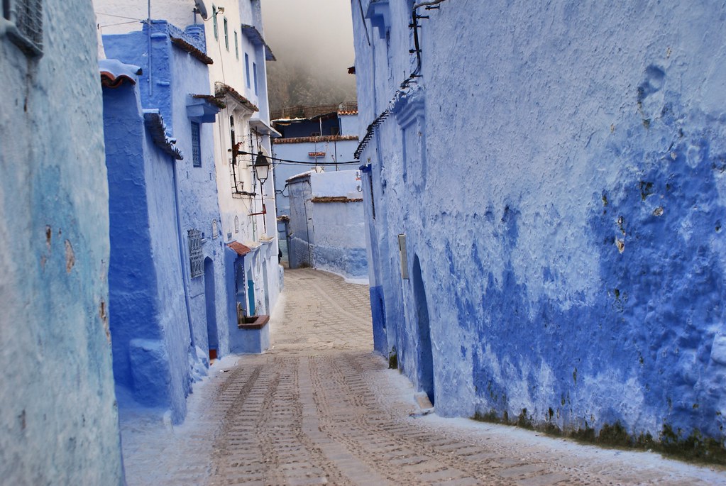 Ruelle du haut de la médina de Chefchaouen : Plus déserte et tranquille et dernier lieu de calme pour les habitants.