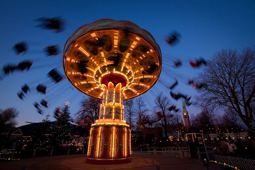 Manège au parc de Tivoli à Copenhague - Photo de Stig Nygaard