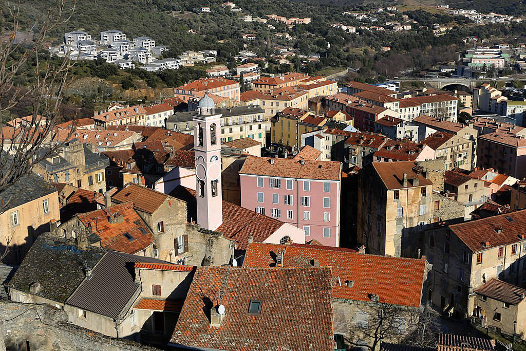 Vue sur la cité de Corte - Photo de Sailko - Licence ccby 3.0