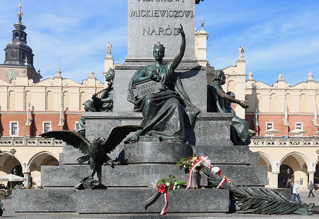 Statue sur la place du marché de Cracovie - Photo d'Ingo Mehling