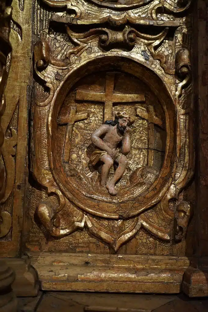 Jésus de pitié ou Jesus aux liens au musée d'art sacré Ciolek à Cracovie.