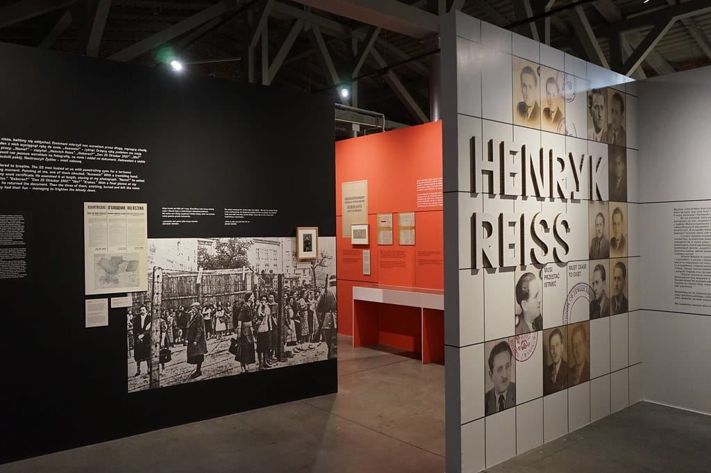 Expo temporaire dédiée à Henryk Reiss dans le Musée juif de Galicie (Galicia Jewish Museum) à Cracovie.