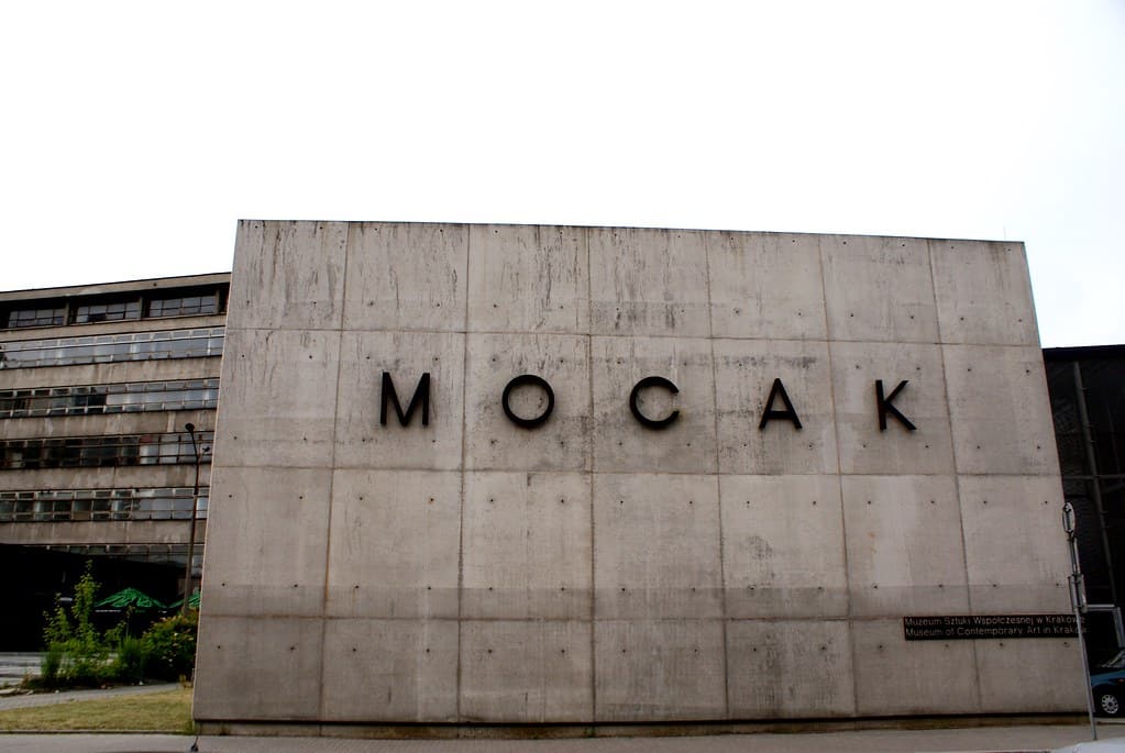 Extérieur du MOCAK.