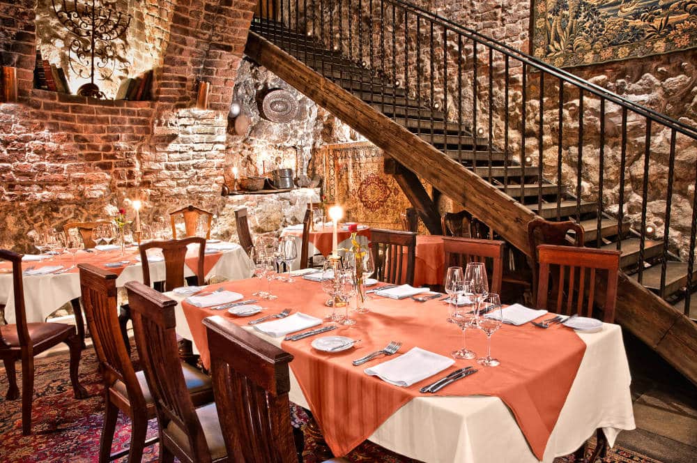 Dans le restaurant français Cyrano de Bergerac à Cracovie.