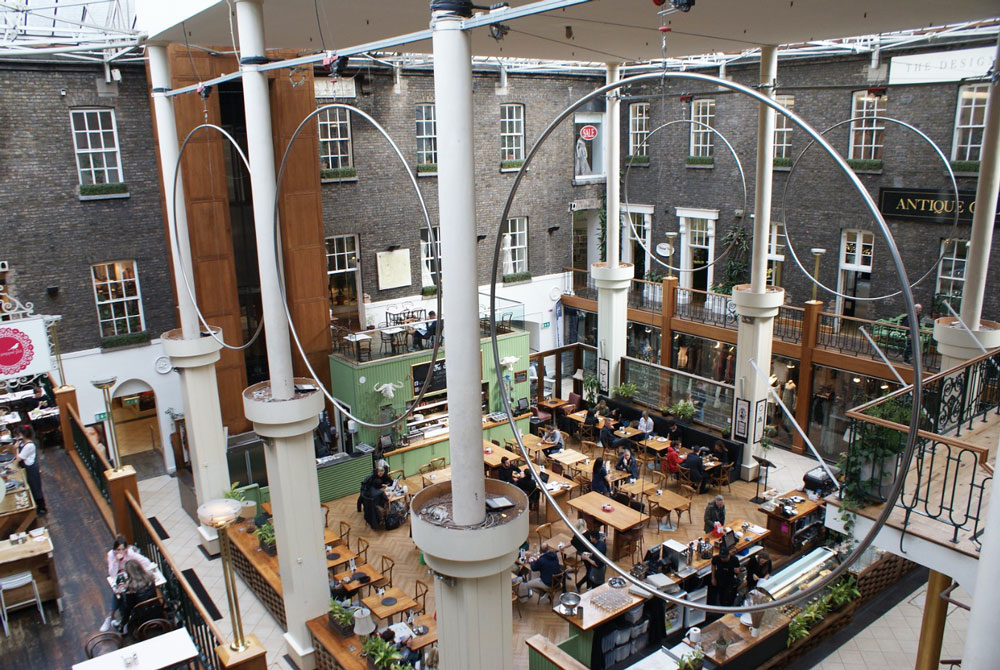 A l'intérieur de Powerscourt Townhouse Centre dans le centre de Dublin.