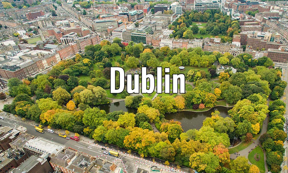 Visiter Dublin en Irlande pendant un week-end ou plus. Photo de Dronepicr