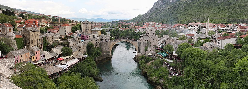 Stari Most, pont emblématique de Mostar en Bosnie-Herzégovine - Bernard Gagnon - Licence ccbysa 4.0, 3.0, 2.5, 2.0, 1.0