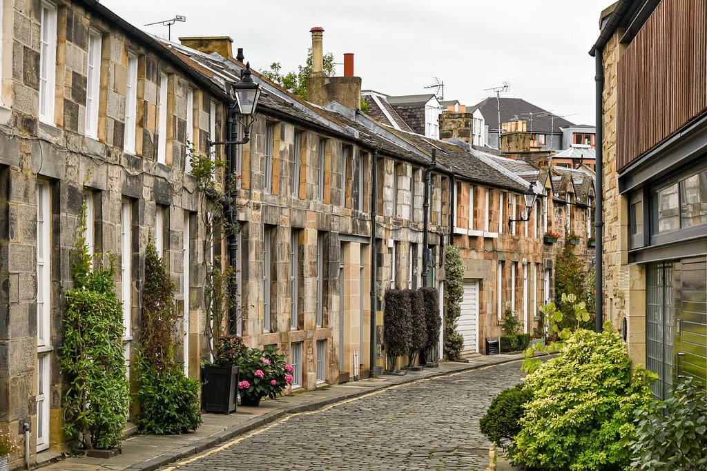 Ruelle tranquille du quartier de Stockbridge à Edimbourg. Photo de Jorge Franganillo.