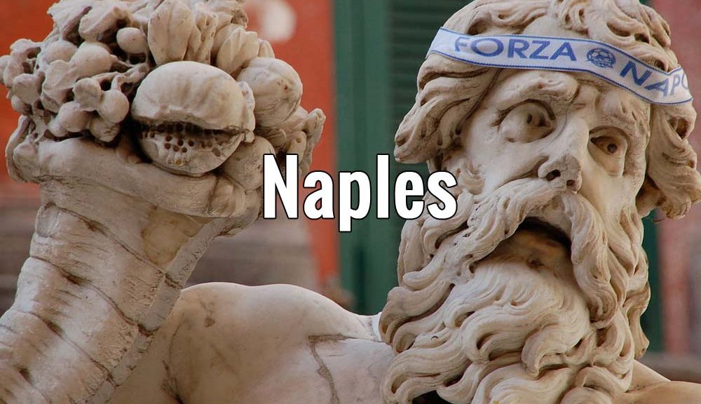 Visiter Naples en Italie pendant un week-end ou plus. Photo de Raffaele Esposito